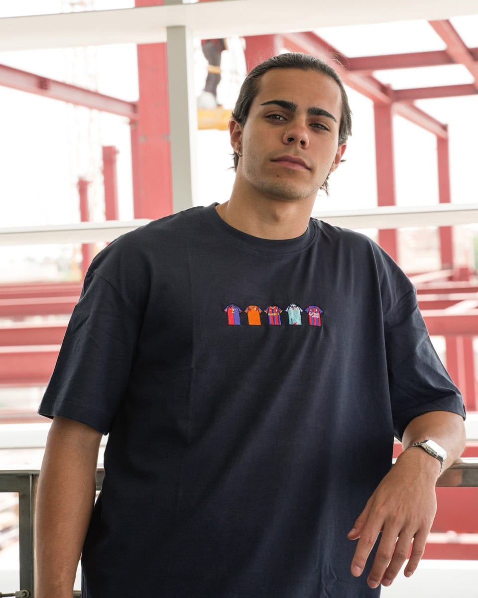 camiseta oversize barna (1)